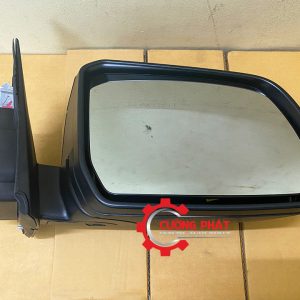 Mặt trước gương chiếu hậu Ford Ranger XLS 2022