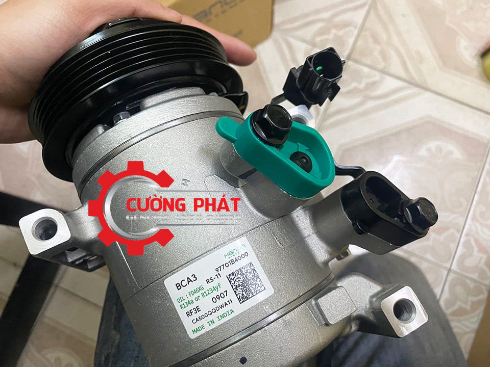 Tem mã in dập trên thân lốc lạnh Grand I10