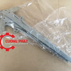 Hình ảnh compa lên kính cửa trước Xpander 2018-2024