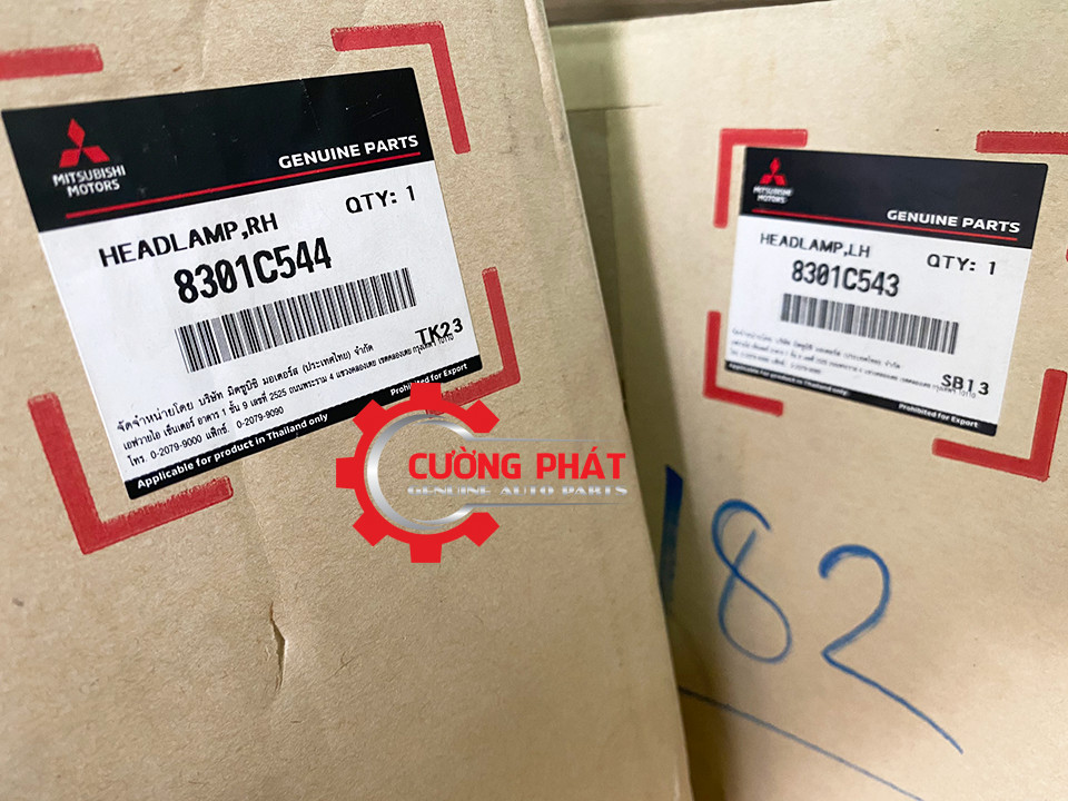 Chi tiết tem mã đèn pha Attrage chính hãng