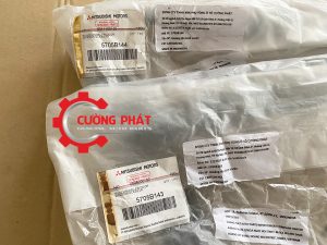 Tem mã gioăng chạy kính Mitsubishi Xpander chính hãng