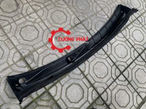 Cận cảnh phía sau ốp máng nước Attrage, Mirage