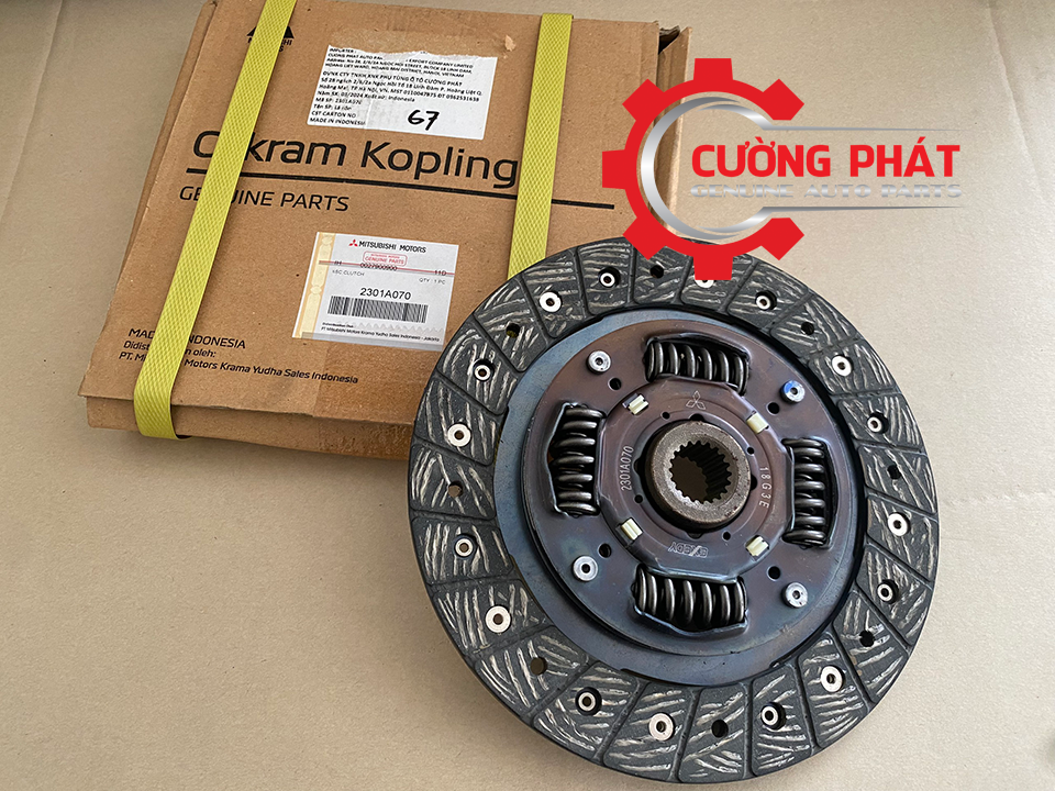 La-con-Mitsubishi-Xpander-2301A070 (3) Tem mã đổi lá côn Xpander 2018-2024