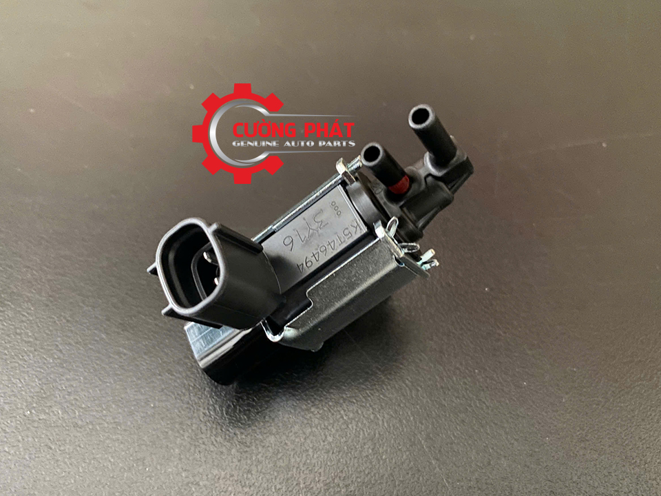 Van-mo-du-EGR-Mitsubishi-Triton-2019-8657A164 (3) Cận cảnh giắc cắm van mở dù EGR Triton, Pajero Sport 4N15