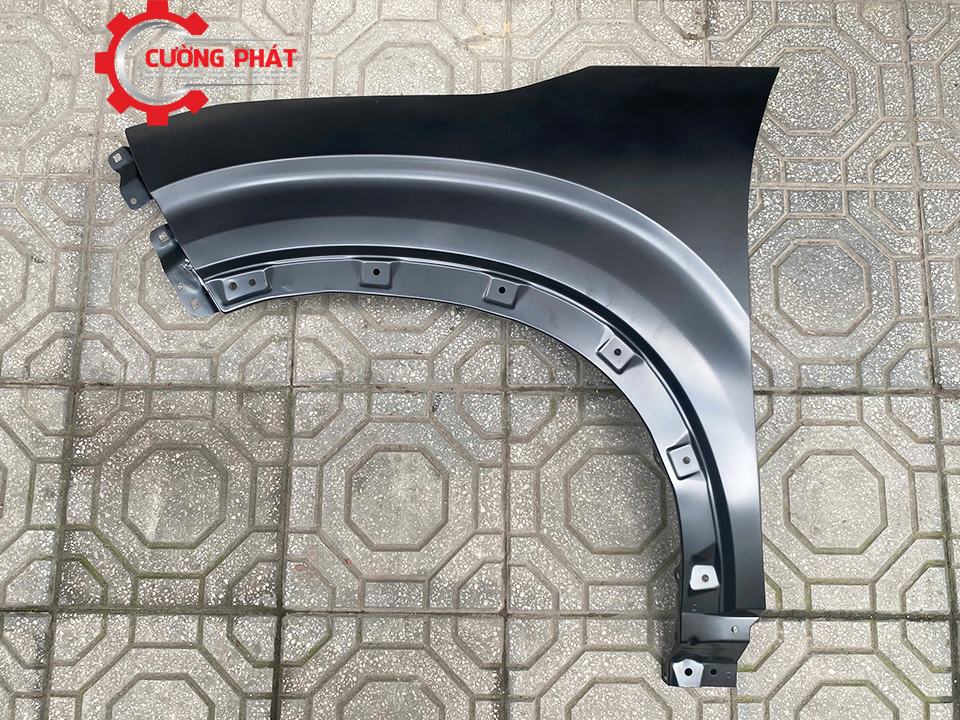 Tai-xe-Mitsubishi-XForce-63113B010P-63112B010P (1) Hình ảnh vè trước XForce 2024