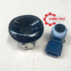 Góc chụp cận cảnh cảm biến báo lùi sau Sport 2018-2024