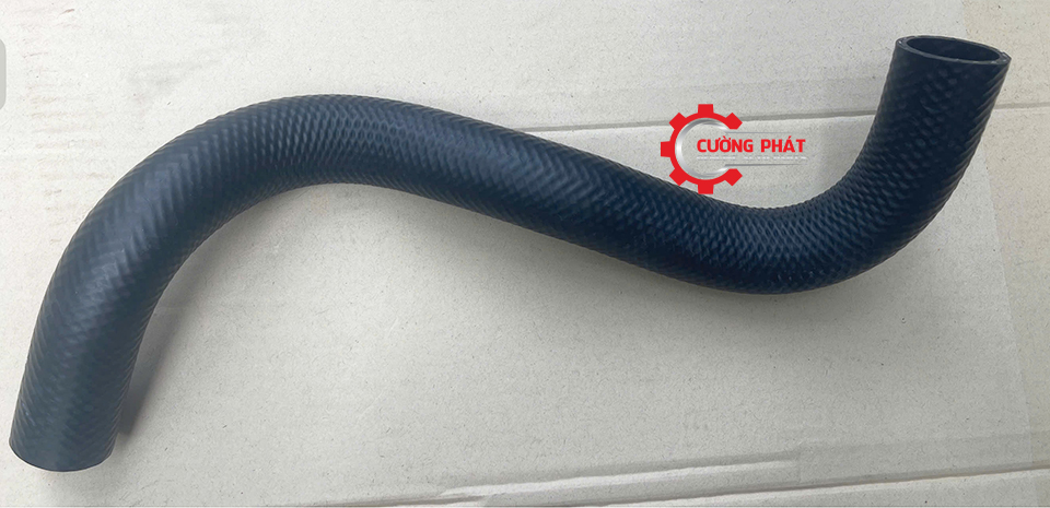 Góc chụp cận cảnh ống nước vào két nước Attrage, Mirage chính hãng
