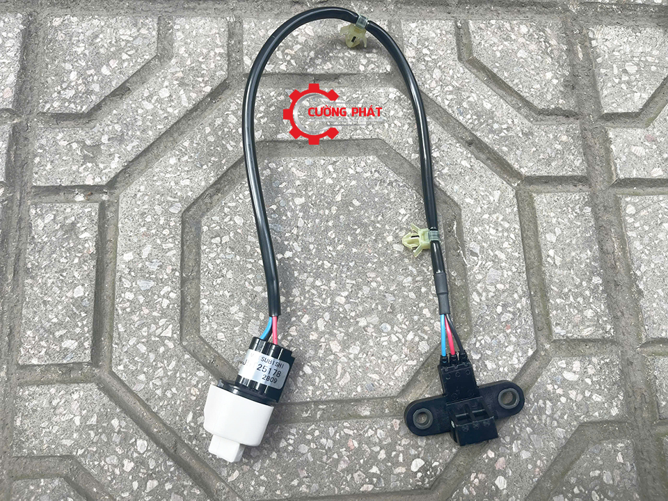 Góc chụp cận cảnh cảm biến trục cơ Zinger, V31