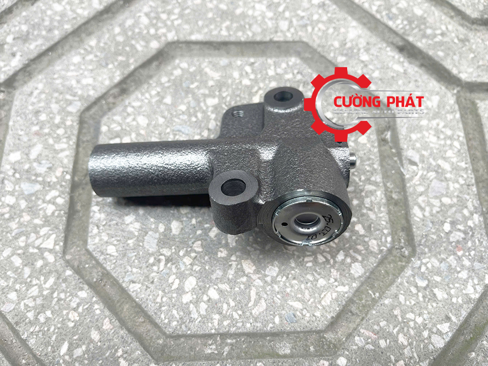 Góc chụp cận cảnh búa tăng cam Triton 4G64, Zinger, V31