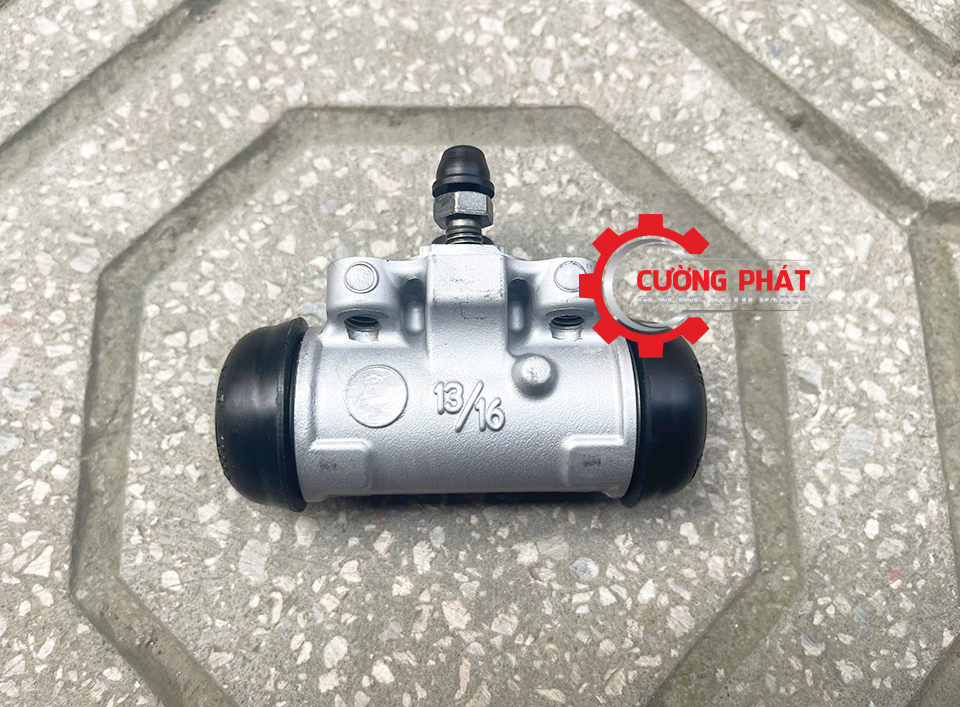 Hình ảnh xi lanh phanh sau bản phanh điện Xpander 2022-2025 chính hãng